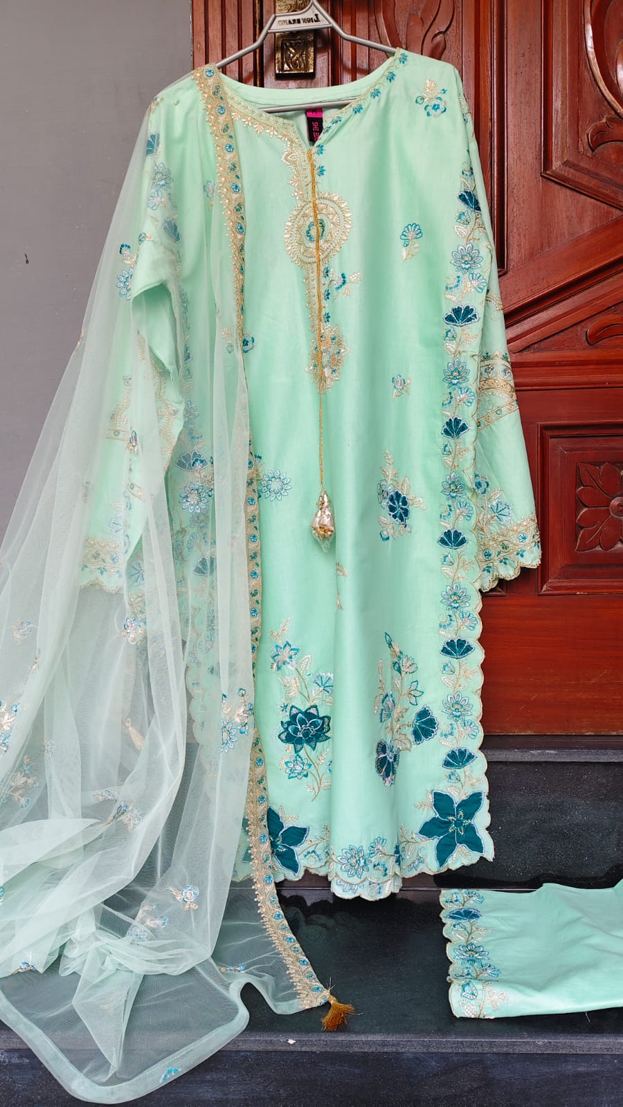 Cool Pistachio Embroidered Stitched Suit