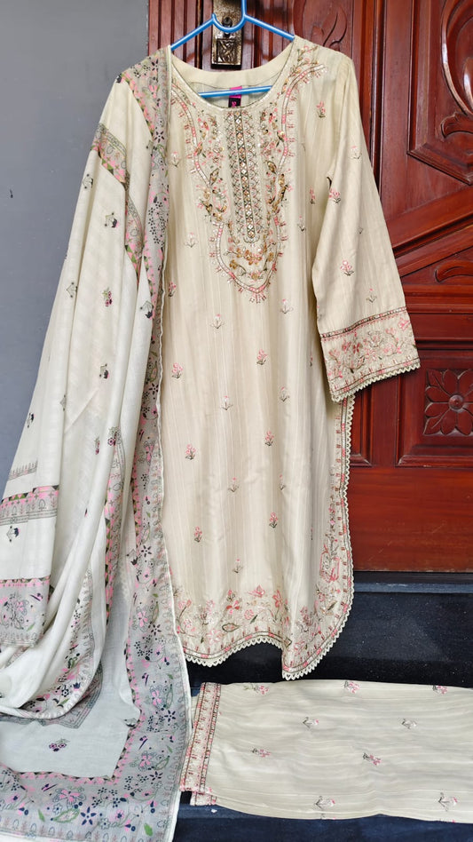 Ivory Green Embroidered Stitched Suit